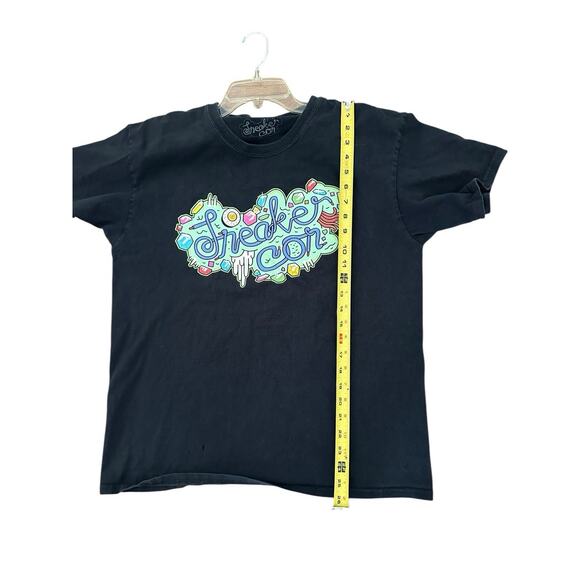 Sneaker Con T-Shirt Size Large "The Greatest Sneaker Show On Earth" - Picture 4 of 9